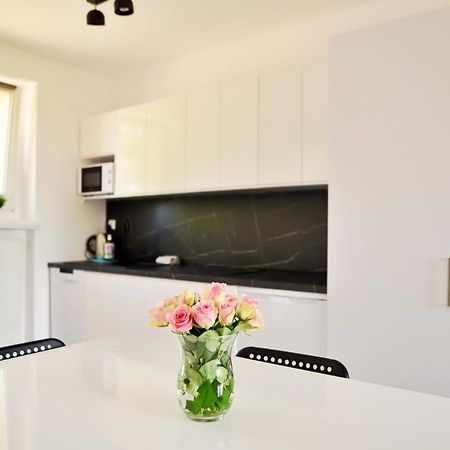 Apartamenty Lotnisko Leszno Leszno  Buitenkant foto