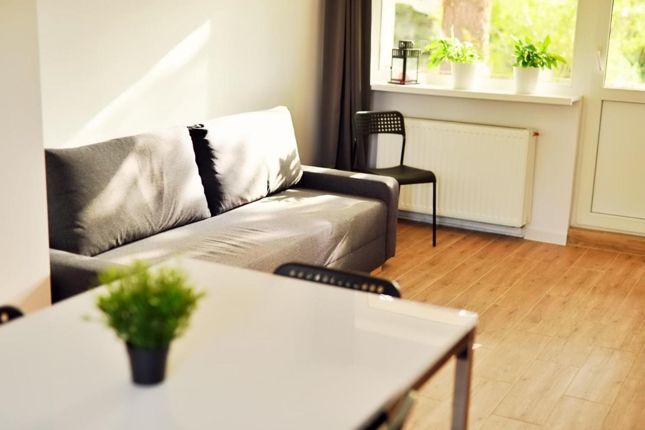 Apartamenty Lotnisko Leszno Leszno  Buitenkant foto